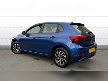 Used Volkswagen Polo 2022 for sale - 76464351: Photo