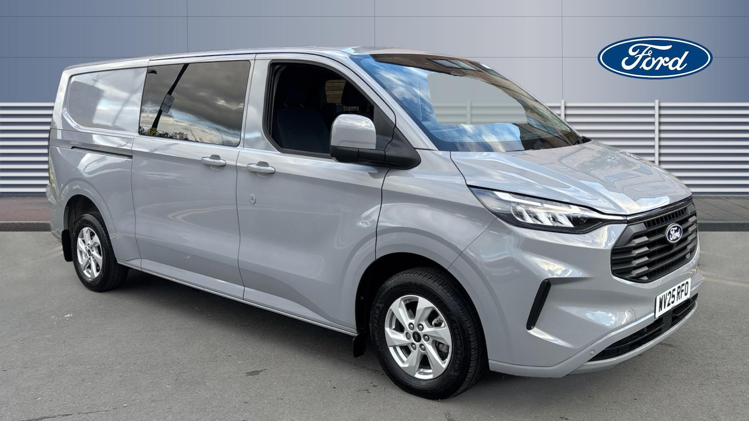 Used Ford Transit Custom 2025 for sale - 76383072: Photo 1