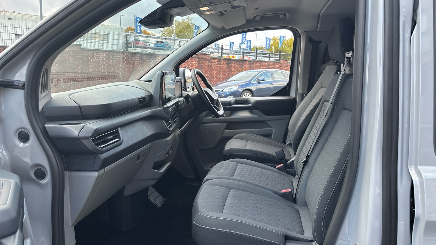 Used Ford Transit Custom 2025 for sale - 76383072: Photo 13