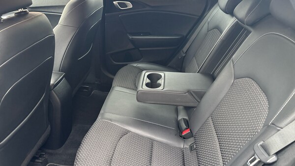 Used Kia Ceed 2018 for sale - 76206607: Photo 28