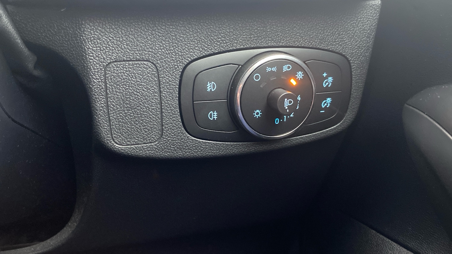 Used Ford Focus 2022 for sale - 77796802: Photo 32