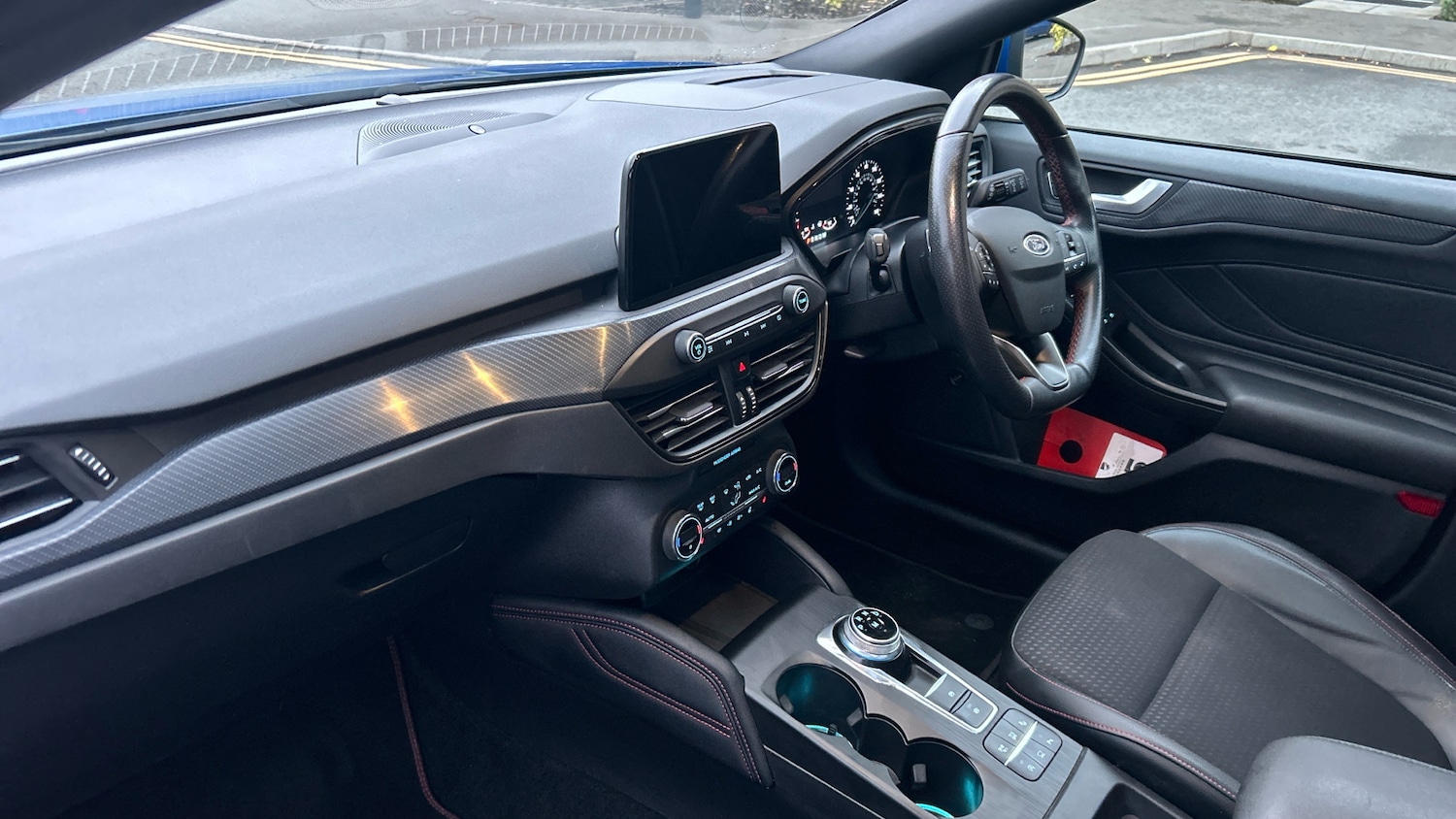 Used Ford Focus 2019 for sale - 76426235: Photo 9