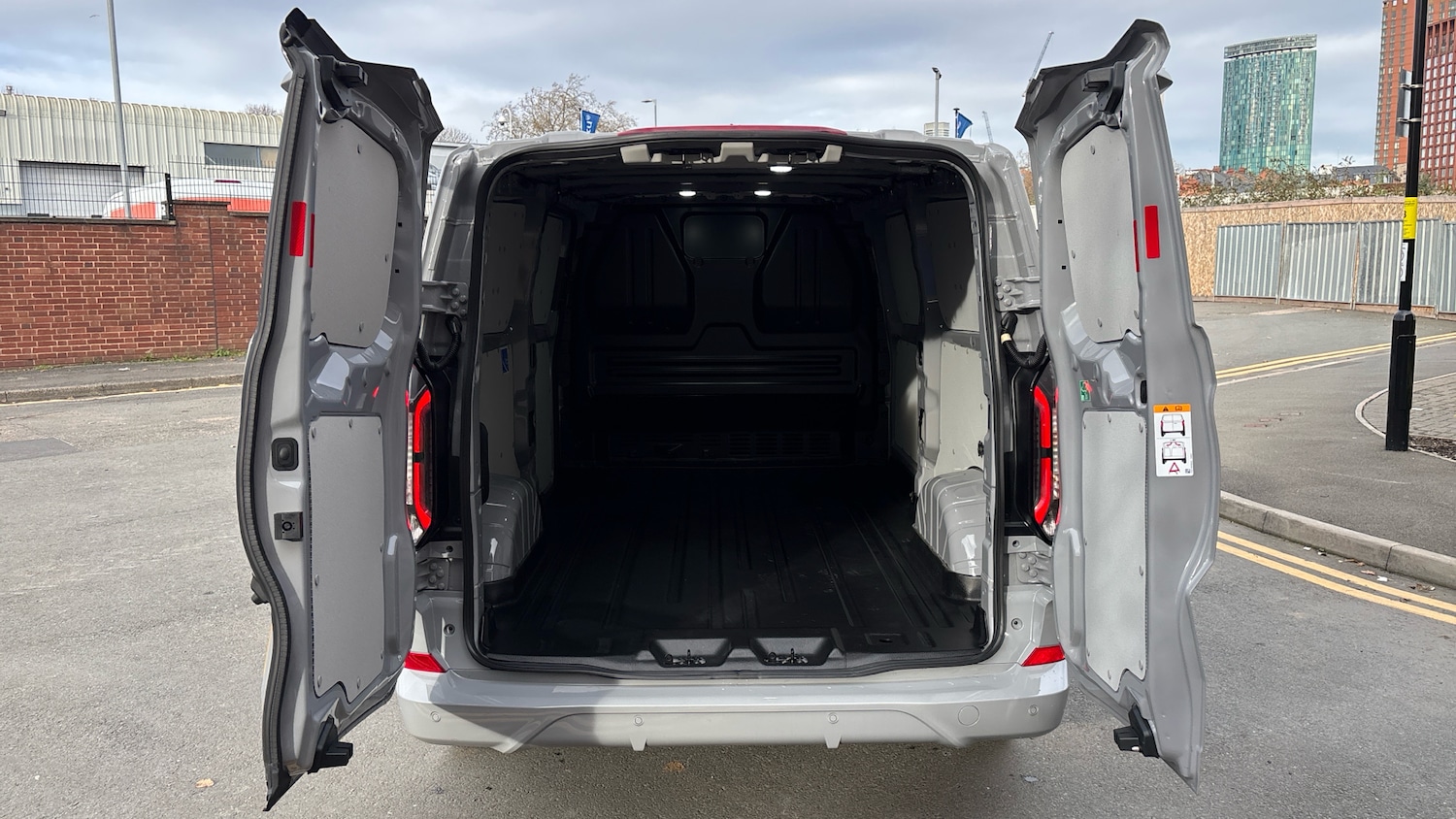 Used Ford Transit Custom 2025 for sale - 76618490: Photo 3