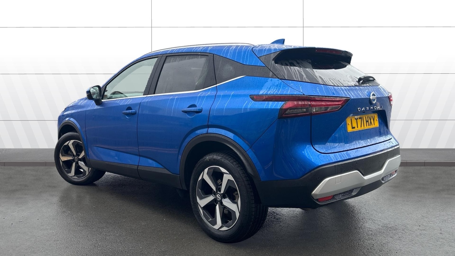 Used Nissan Qashqai 2021 for sale - 77492476: Photo 2