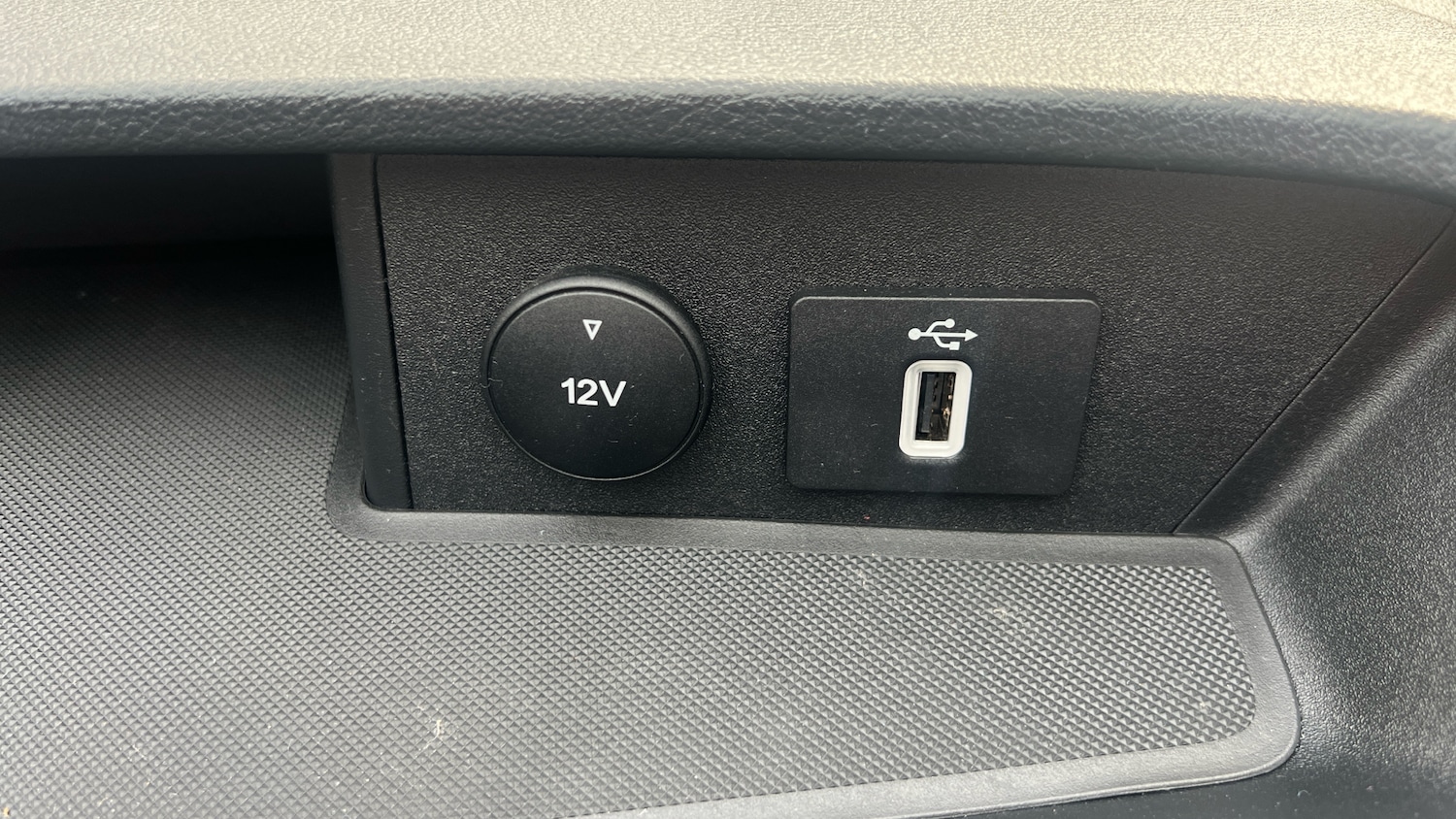 Used Ford Transit Custom 2019 for sale - 75945486: Photo 26