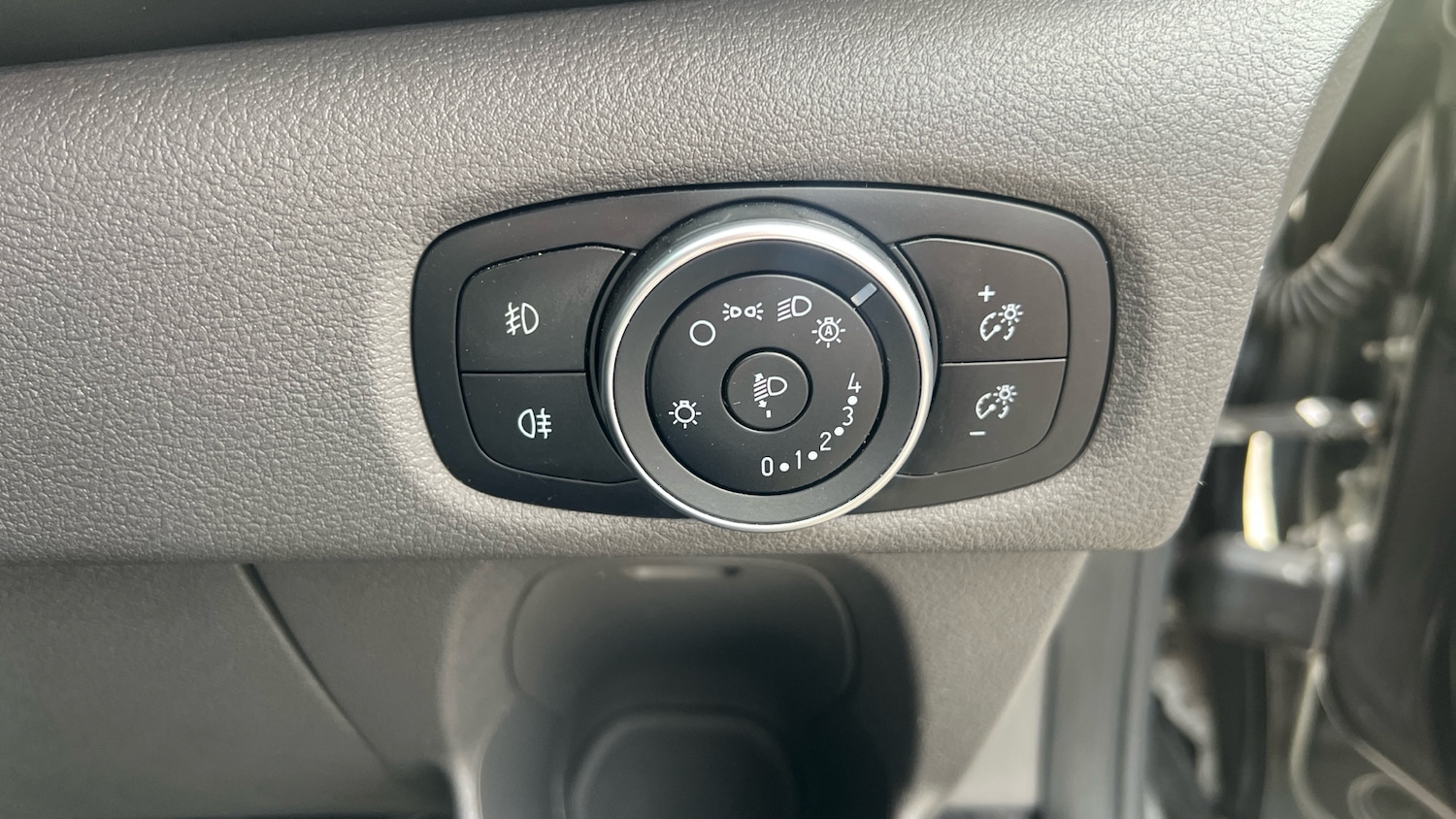 Used Ford Transit Custom 2019 for sale - 75945486: Photo 28