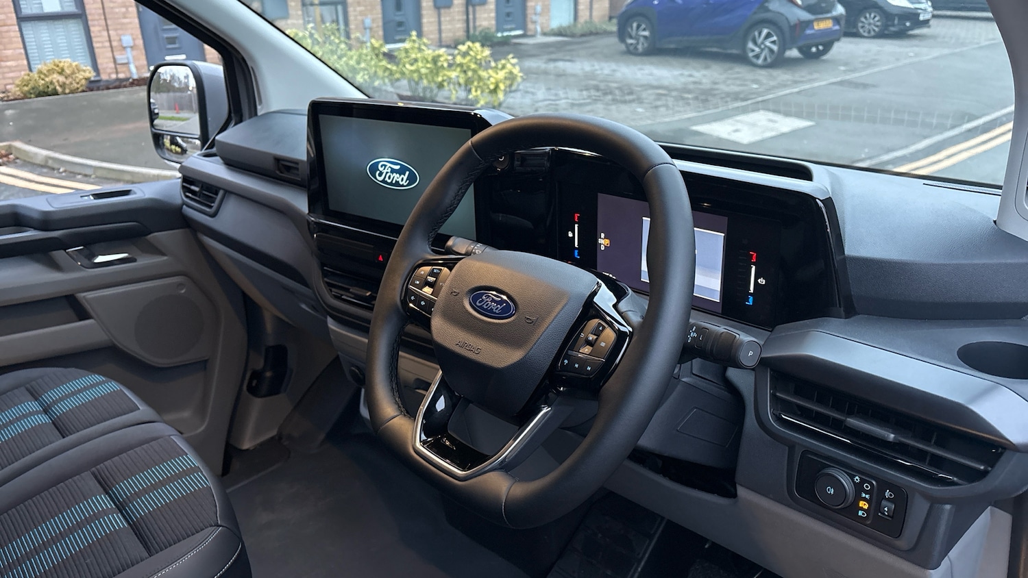 Used Ford Transit Custom 2024 for sale - 77046514: Photo 16