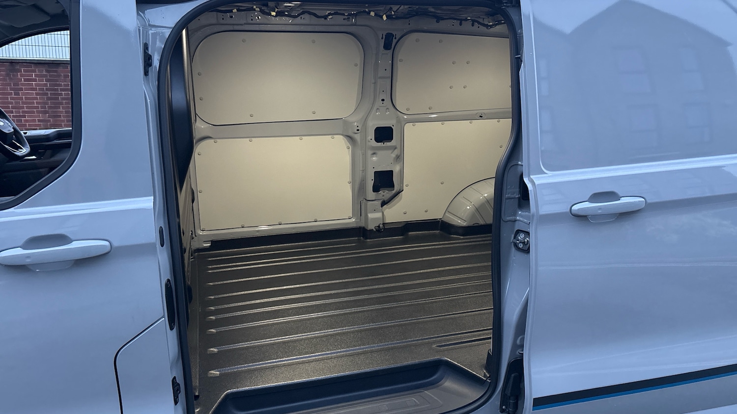 Used Ford Transit Custom 2024 for sale - 77046514: Photo 5