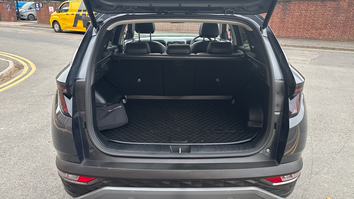 Used Hyundai TUCSON 2023 for sale - 76114196: Photo 4