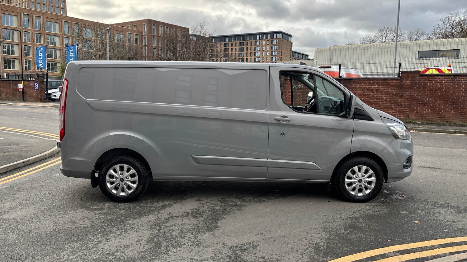 Used Ford Transit Custom 2022 for sale - 76637278: Photo 9