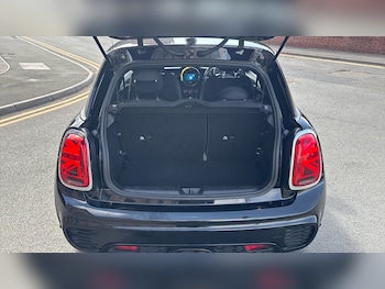 Used MINI Hatch 2019 for sale - 75982334: Photo