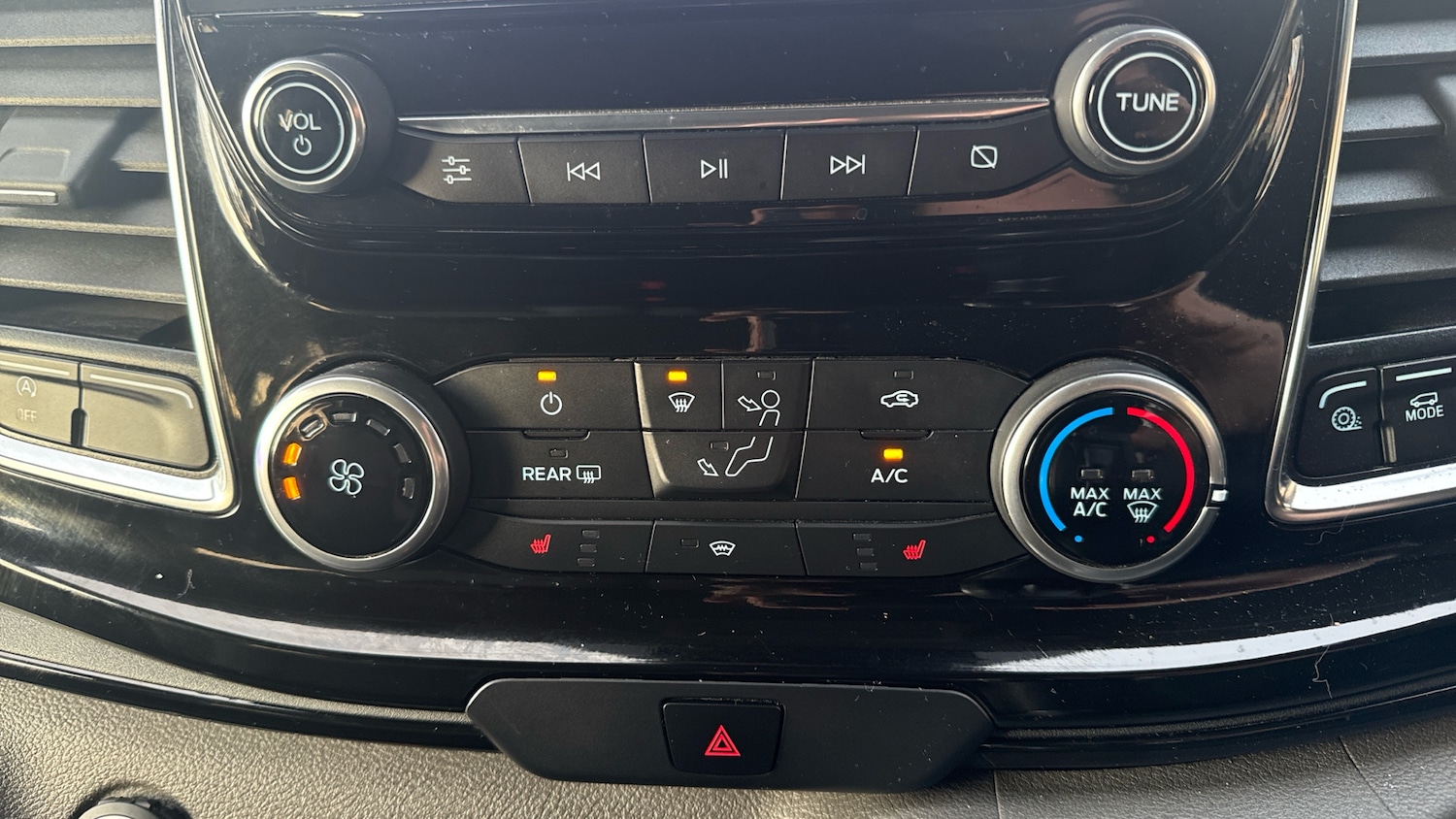 Used Ford Tourneo Custom 2020 for sale - 76413237: Photo 28