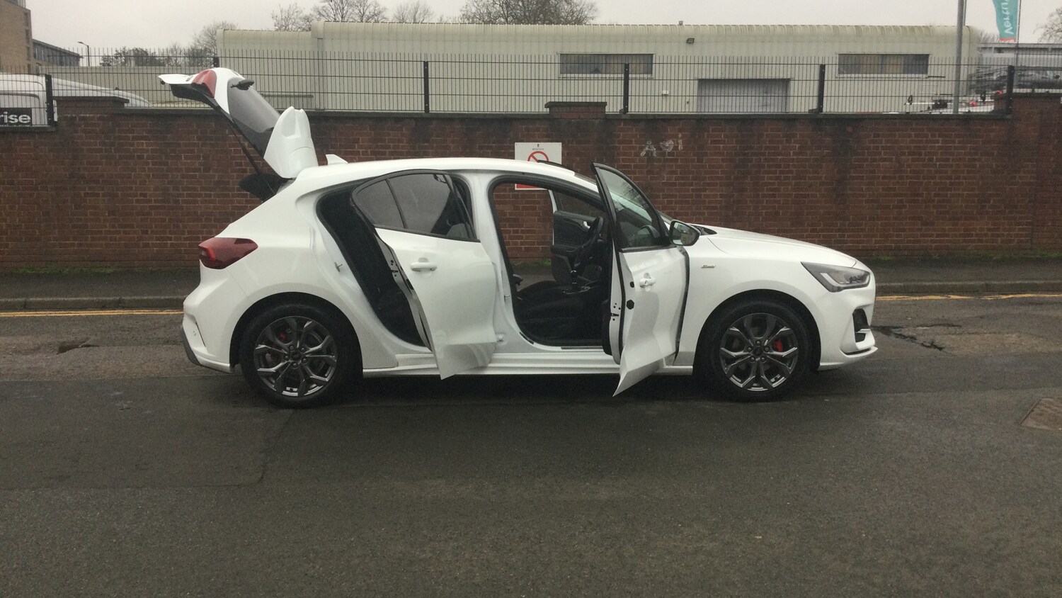 Used Ford Focus 2022 for sale - 77416890: Photo 22