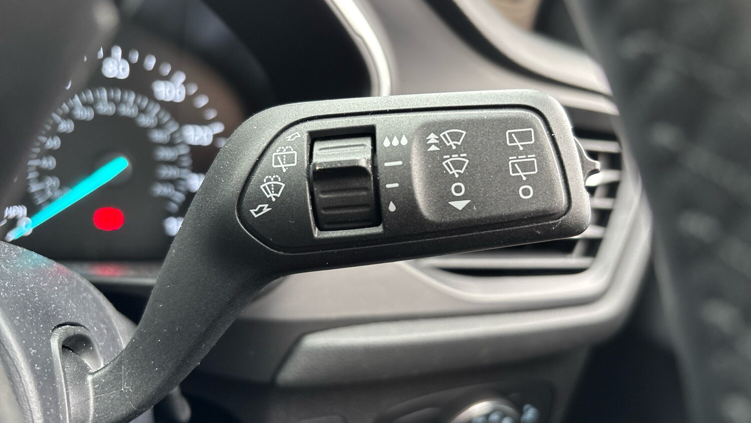 Used Ford Focus 2023 for sale - 76286767: Photo 33