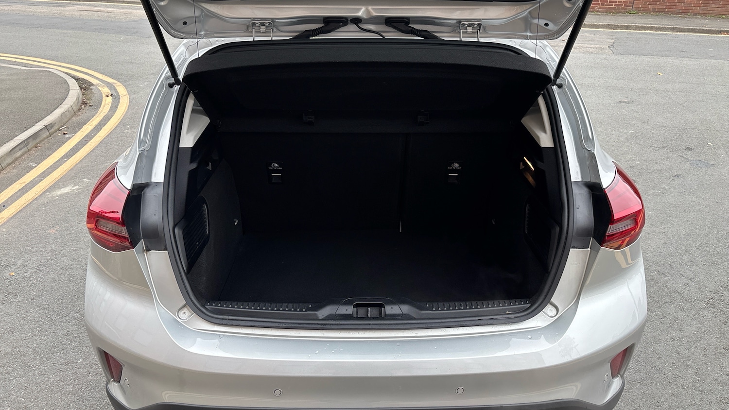 Used Ford Focus 2023 for sale - 76286767: Photo 4