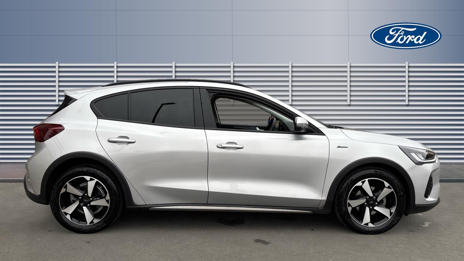 Used Ford Focus 2023 for sale - 76286767: Photo 5