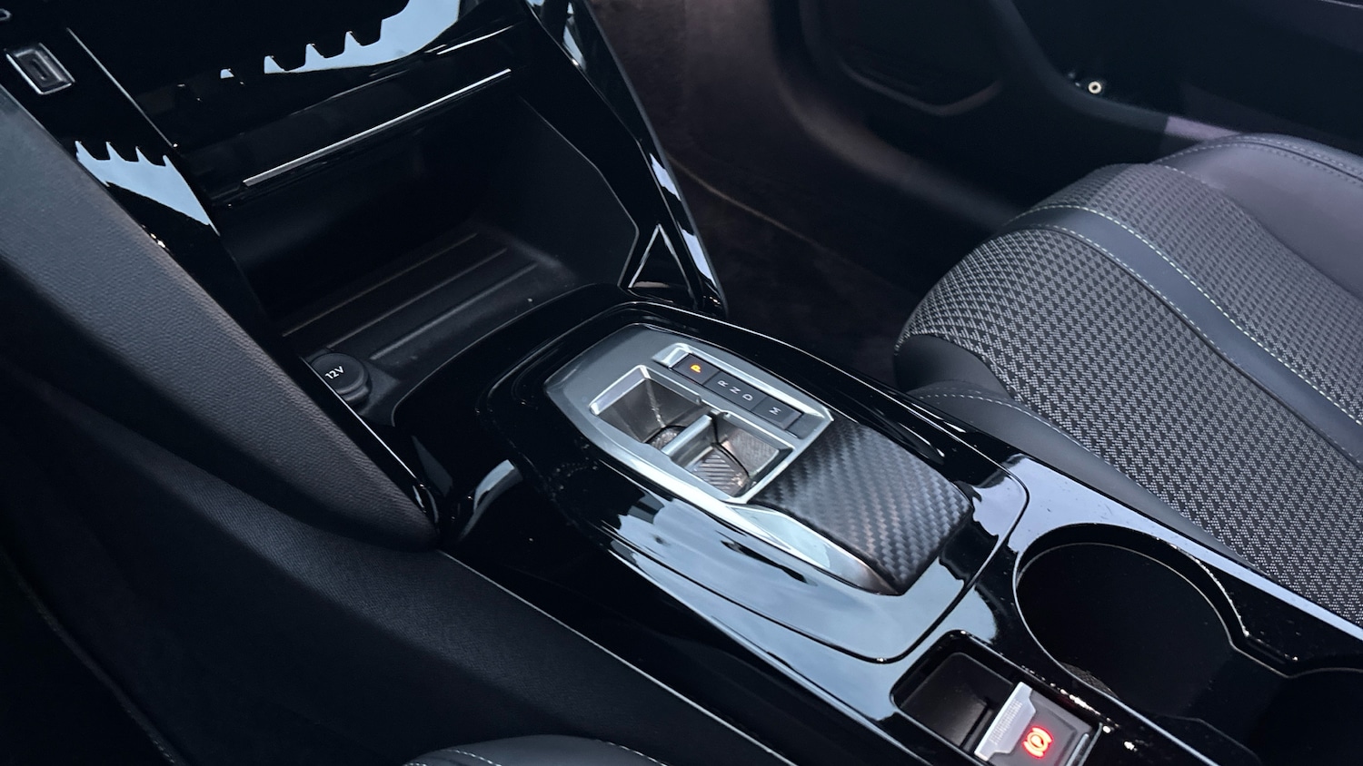 Used Peugeot 208 2022 for sale - 77195625: Photo 13