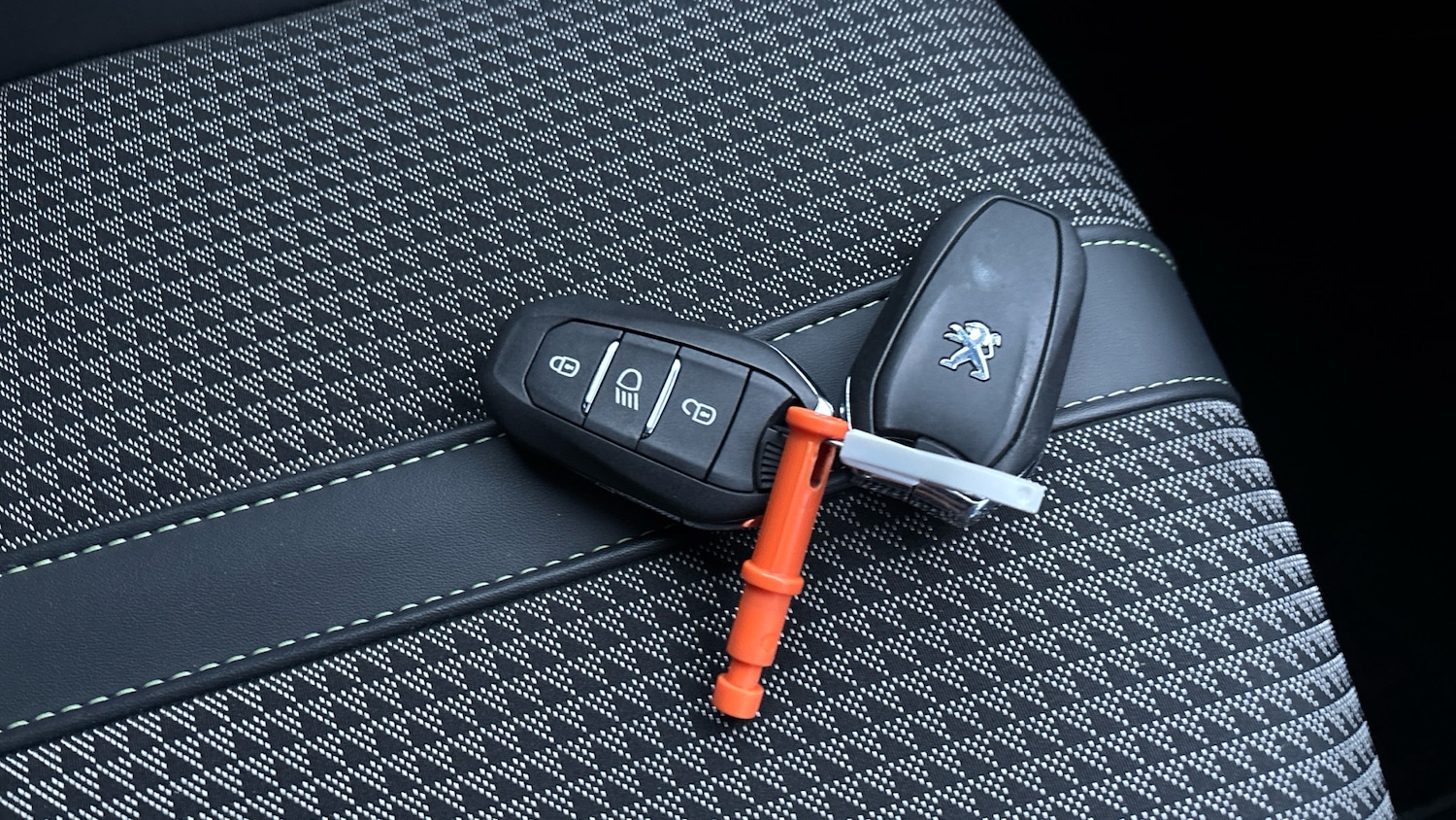 Used Peugeot 208 2022 for sale - 77195625: Photo 20