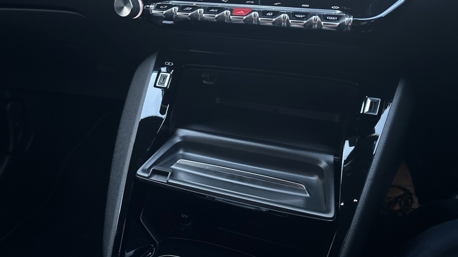 Used Peugeot 208 2022 for sale - 77195625: Photo 32