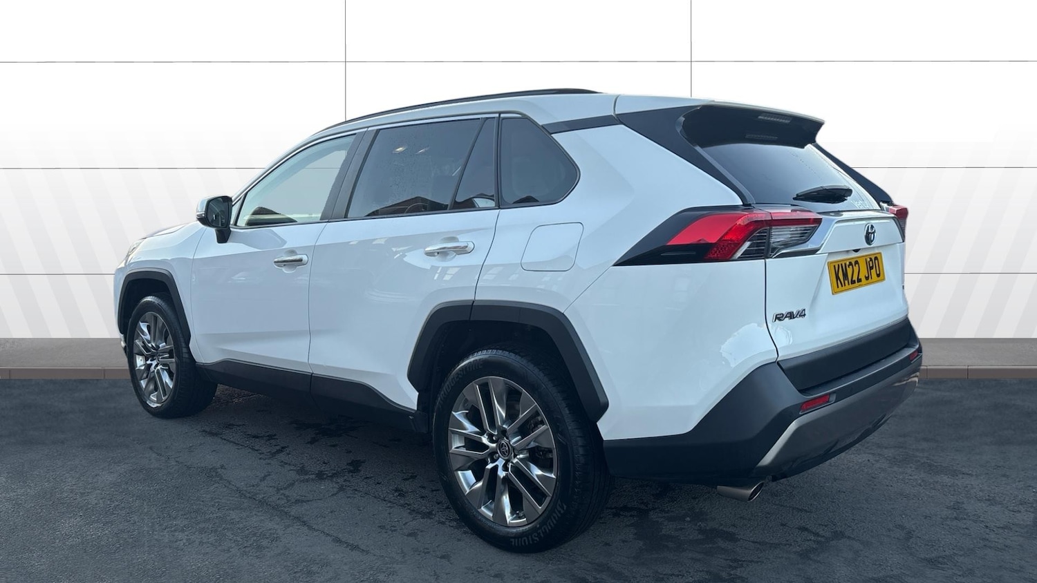 Used Toyota RAV4 2022 for sale - 77245464: Photo 2