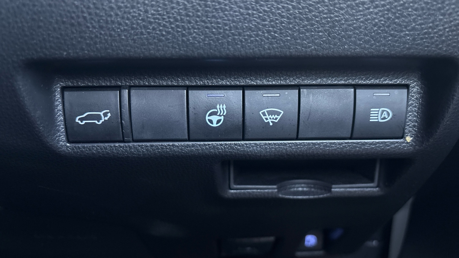 Used Toyota RAV4 2022 for sale - 77245464: Photo 29