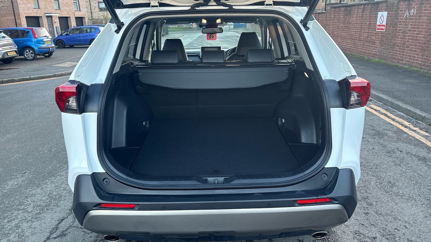 Used Toyota RAV4 2022 for sale - 77245464: Photo 4