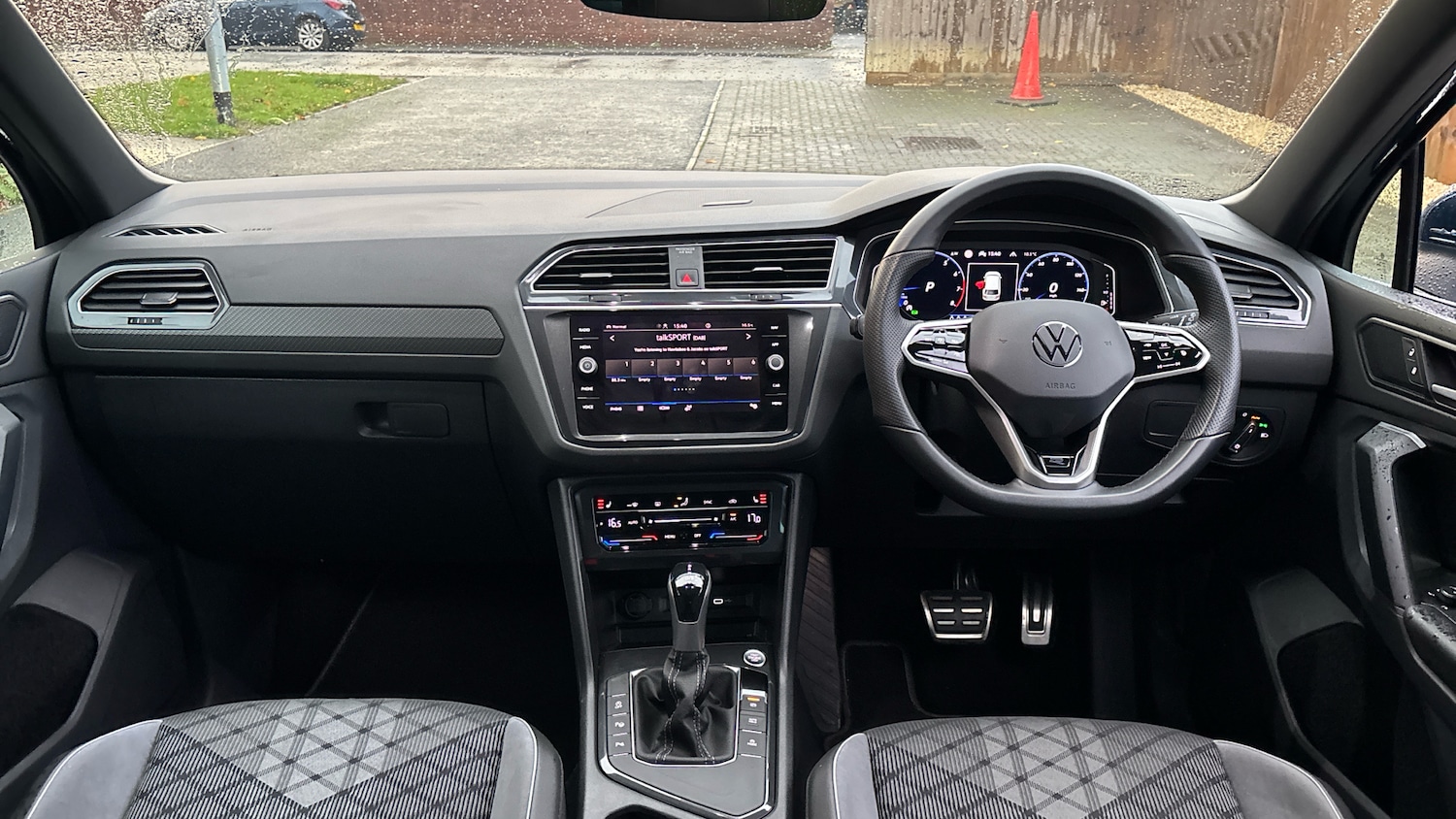 Used Volkswagen Tiguan 2023 for sale - 76541702: Photo 10