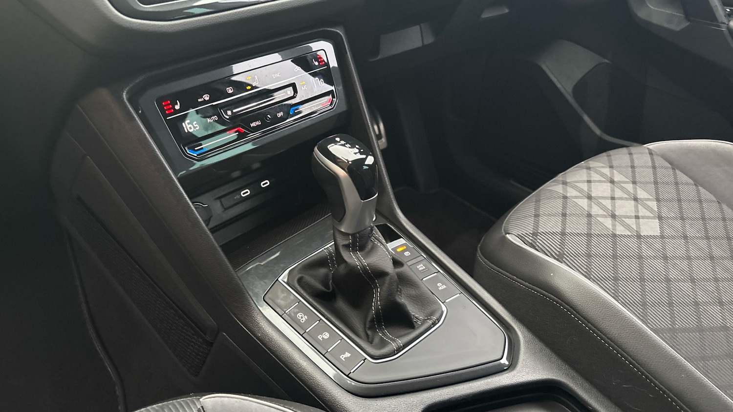 Used Volkswagen Tiguan 2023 for sale - 76541702: Photo 13