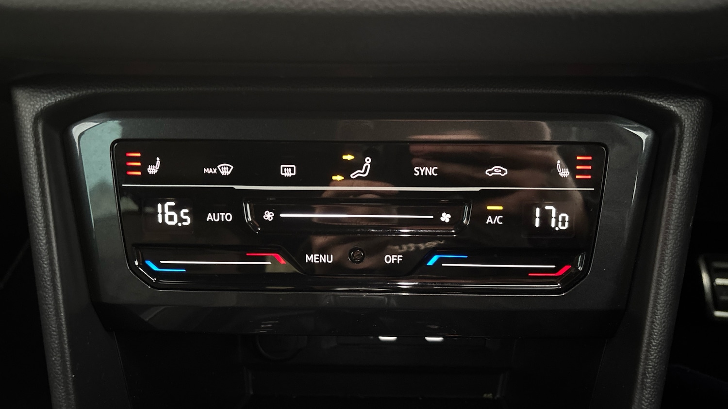 Used Volkswagen Tiguan 2023 for sale - 76541702: Photo 30