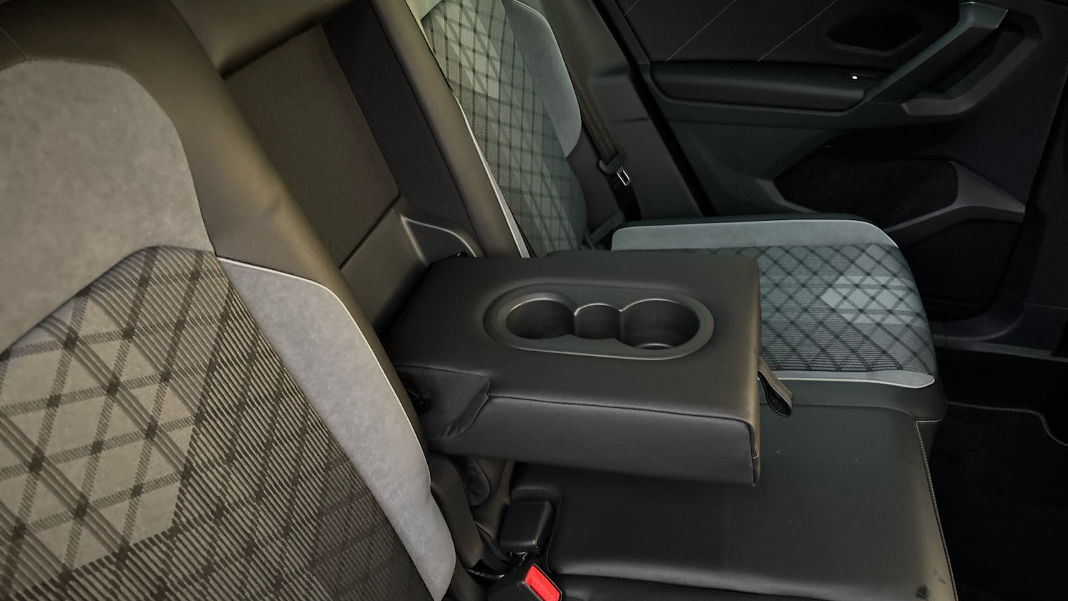 Used Volkswagen Tiguan 2023 for sale - 76541702: Photo 40