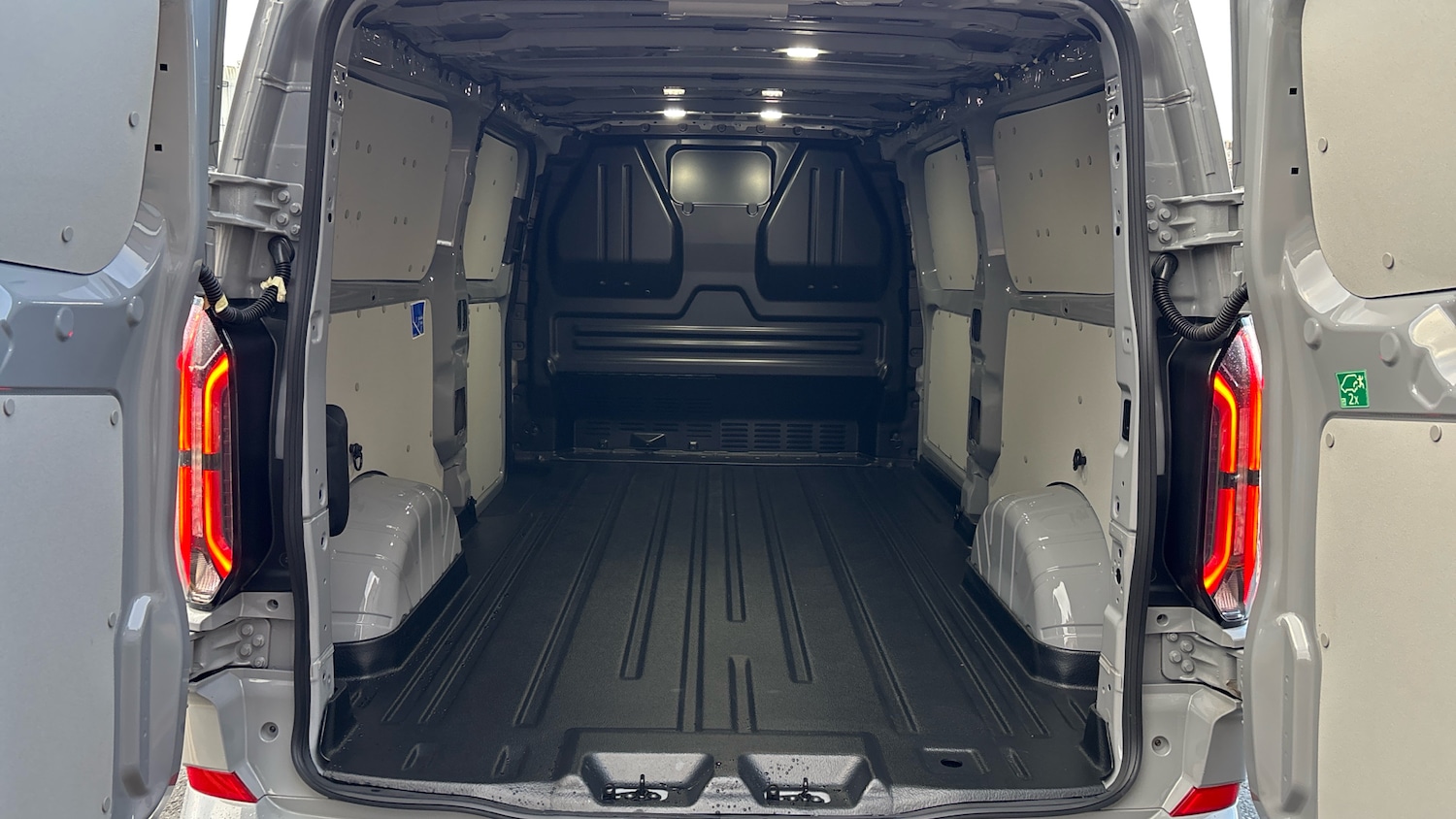 Used Ford Transit Custom 2024 for sale - 76748873: Photo 12