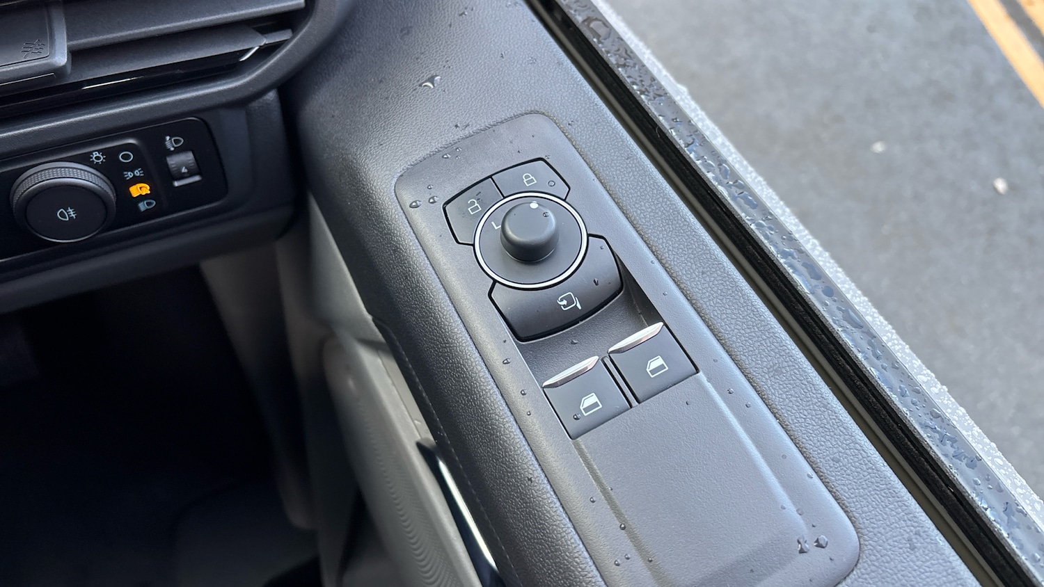 Used Ford Transit Custom 2024 for sale - 76748873: Photo 25