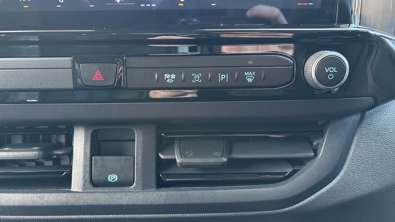 Used Ford Transit Custom 2024 for sale - 76748873: Photo 33