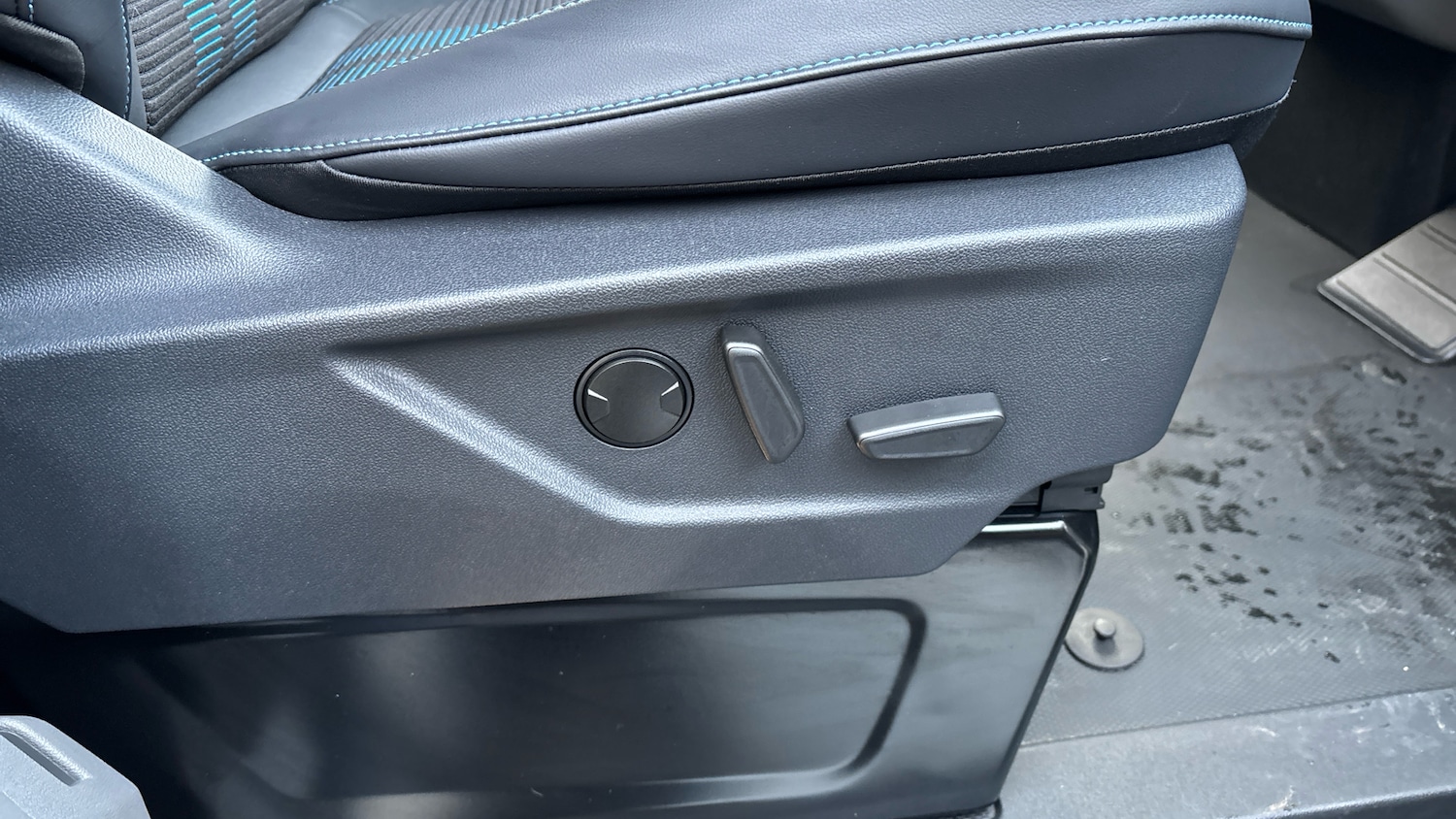 Used Ford Transit Custom 2024 for sale - 76748873: Photo 37