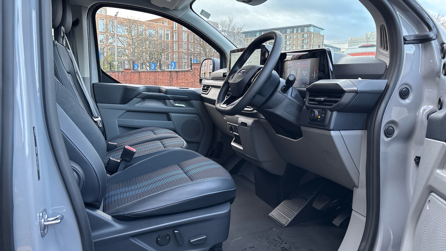 Used Ford Transit Custom 2024 for sale - 76748873: Photo 6