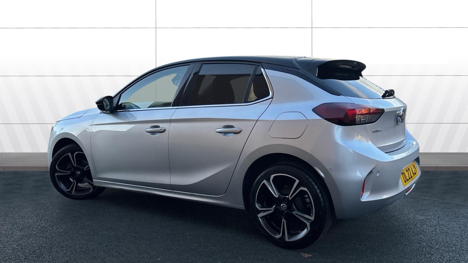 Used Vauxhall Corsa 2022 for sale - 76904884: Photo 2