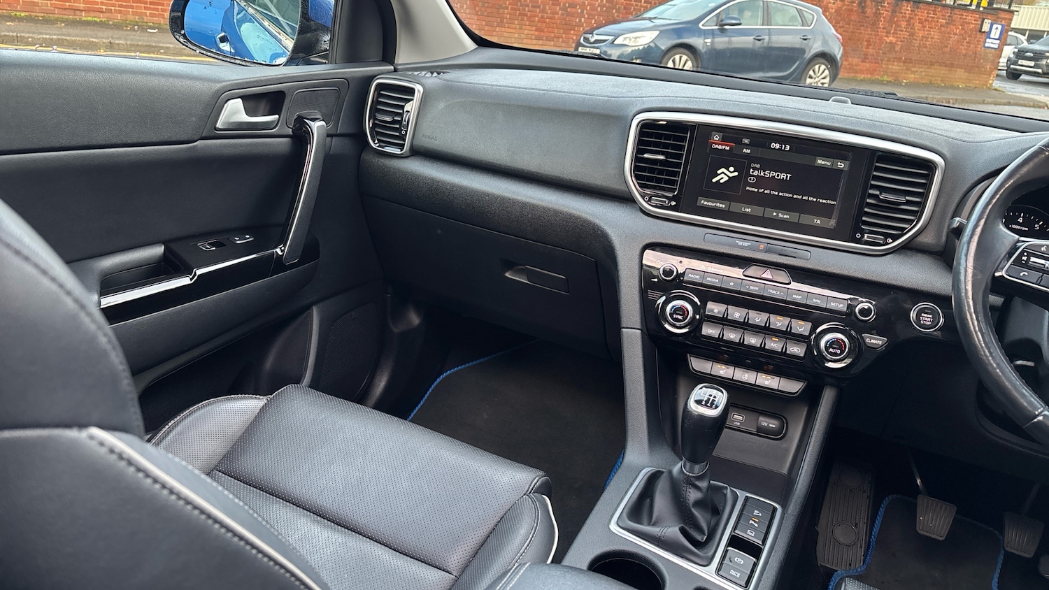 Used Kia Sportage 2018 for sale - 76692659: Photo 14