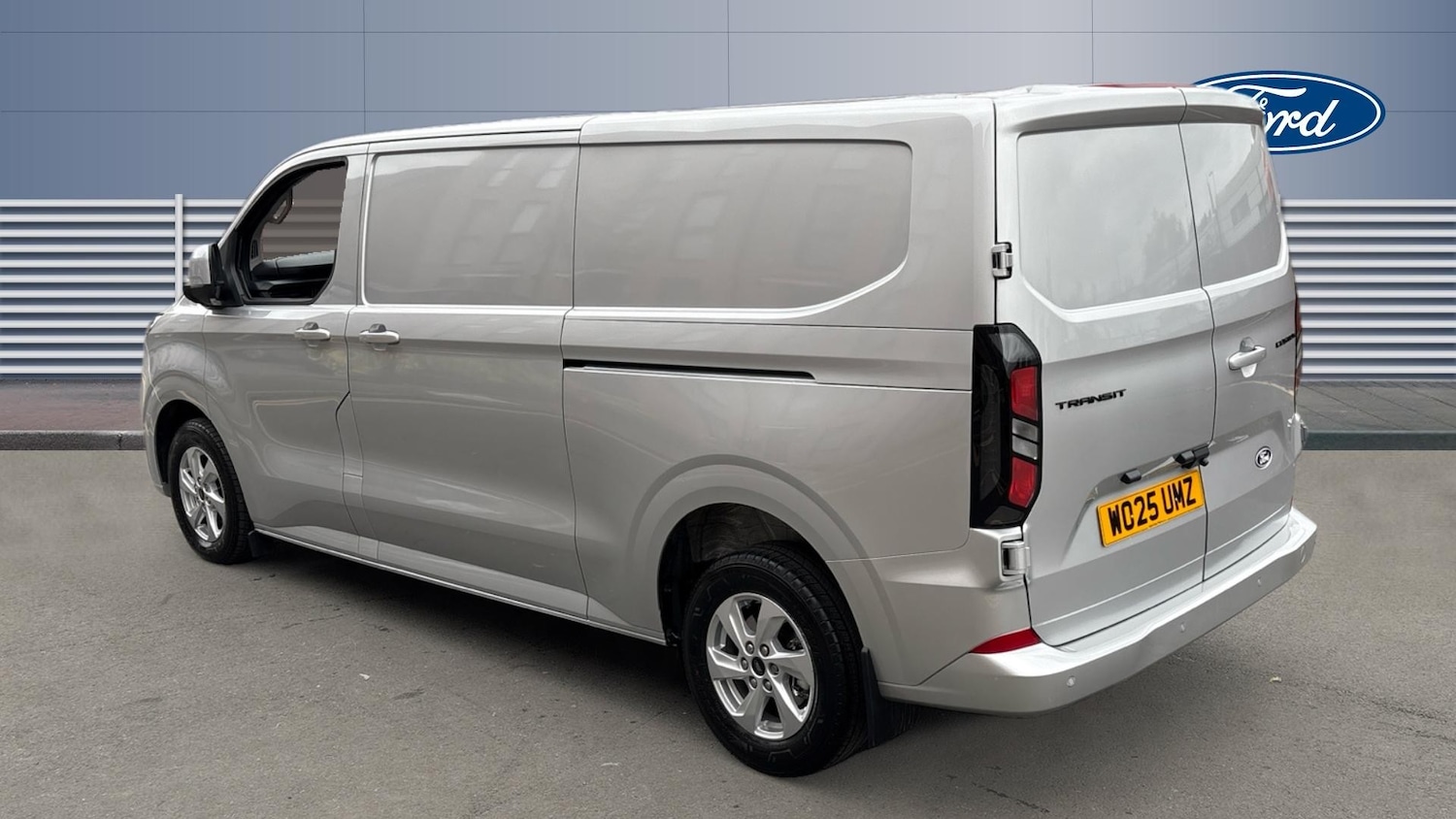 Used Ford Transit Custom 2025 for sale - 76319569: Photo 2