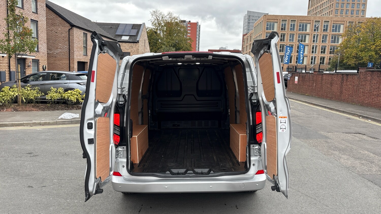 Used Ford Transit Custom 2025 for sale - 76319569: Photo 3