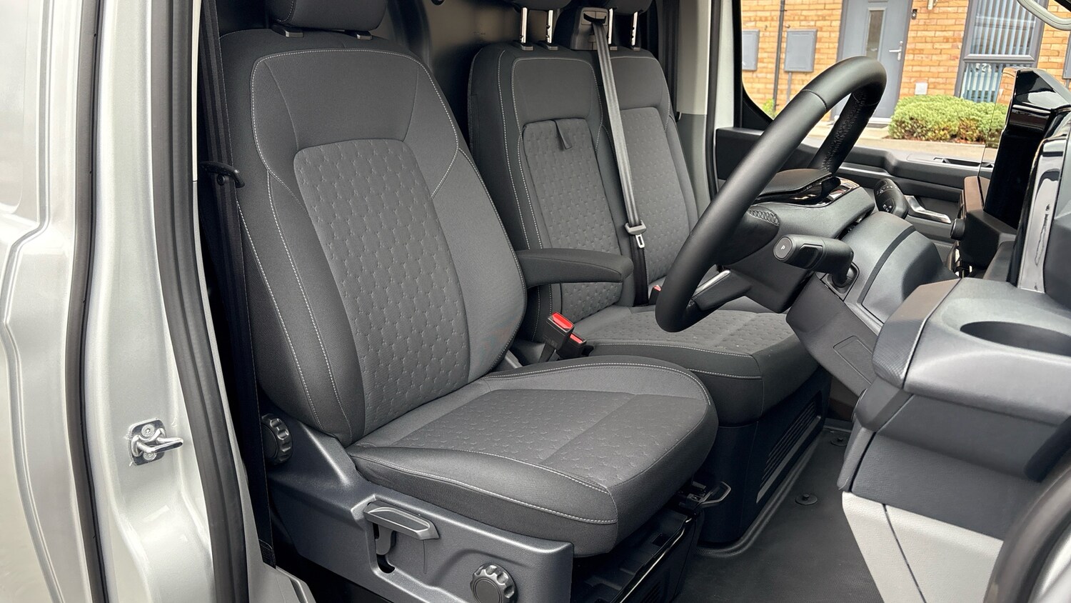 Used Ford Transit Custom 2025 for sale - 76319569: Photo 30
