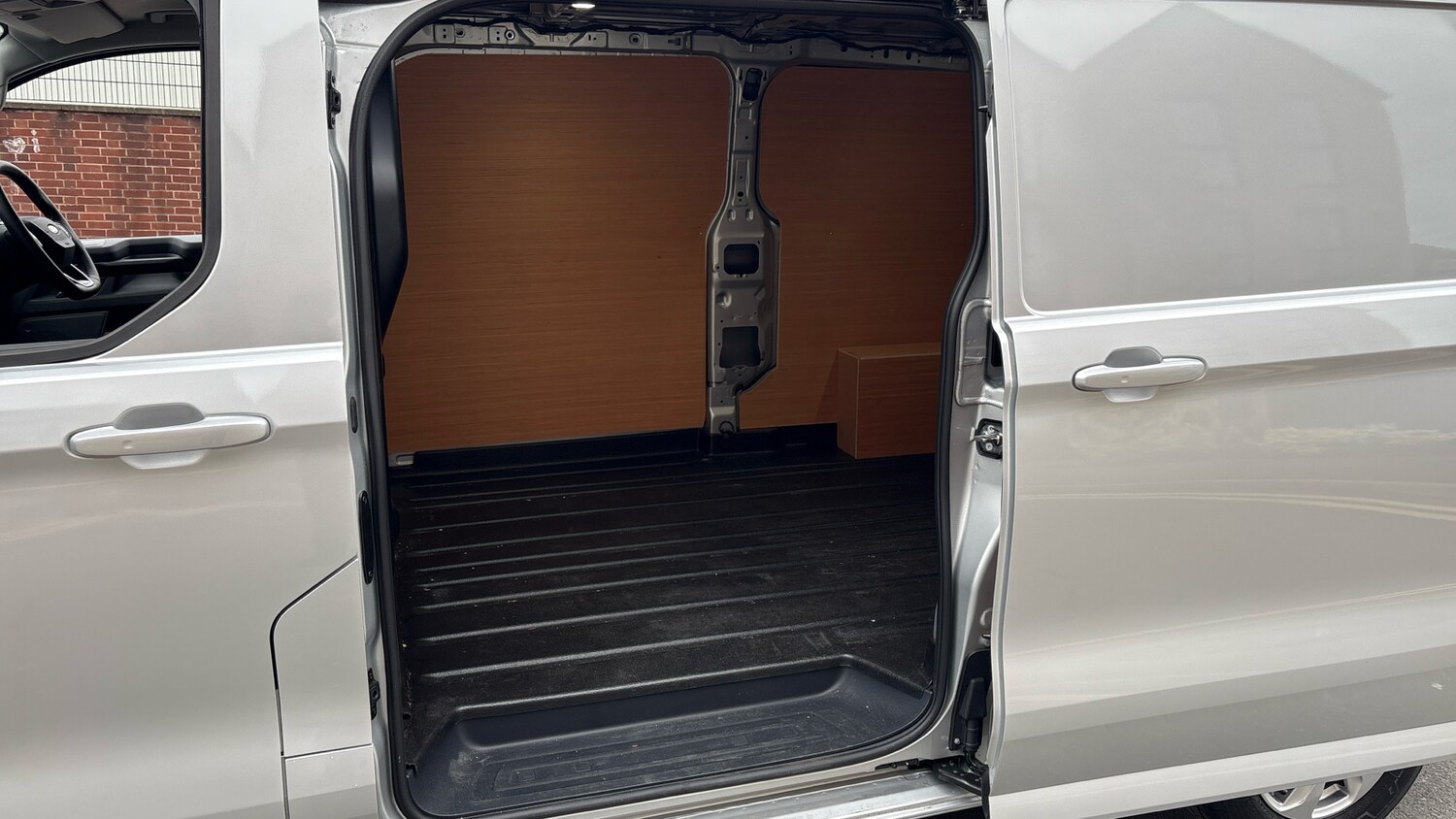 Used Ford Transit Custom 2025 for sale - 76319569: Photo 5