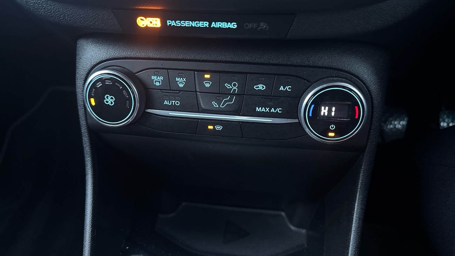 Used Ford Fiesta 2018 for sale - 77629199: Photo 34