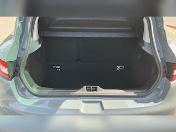 Used Renault Clio 2019 for sale - 79307199: Photo