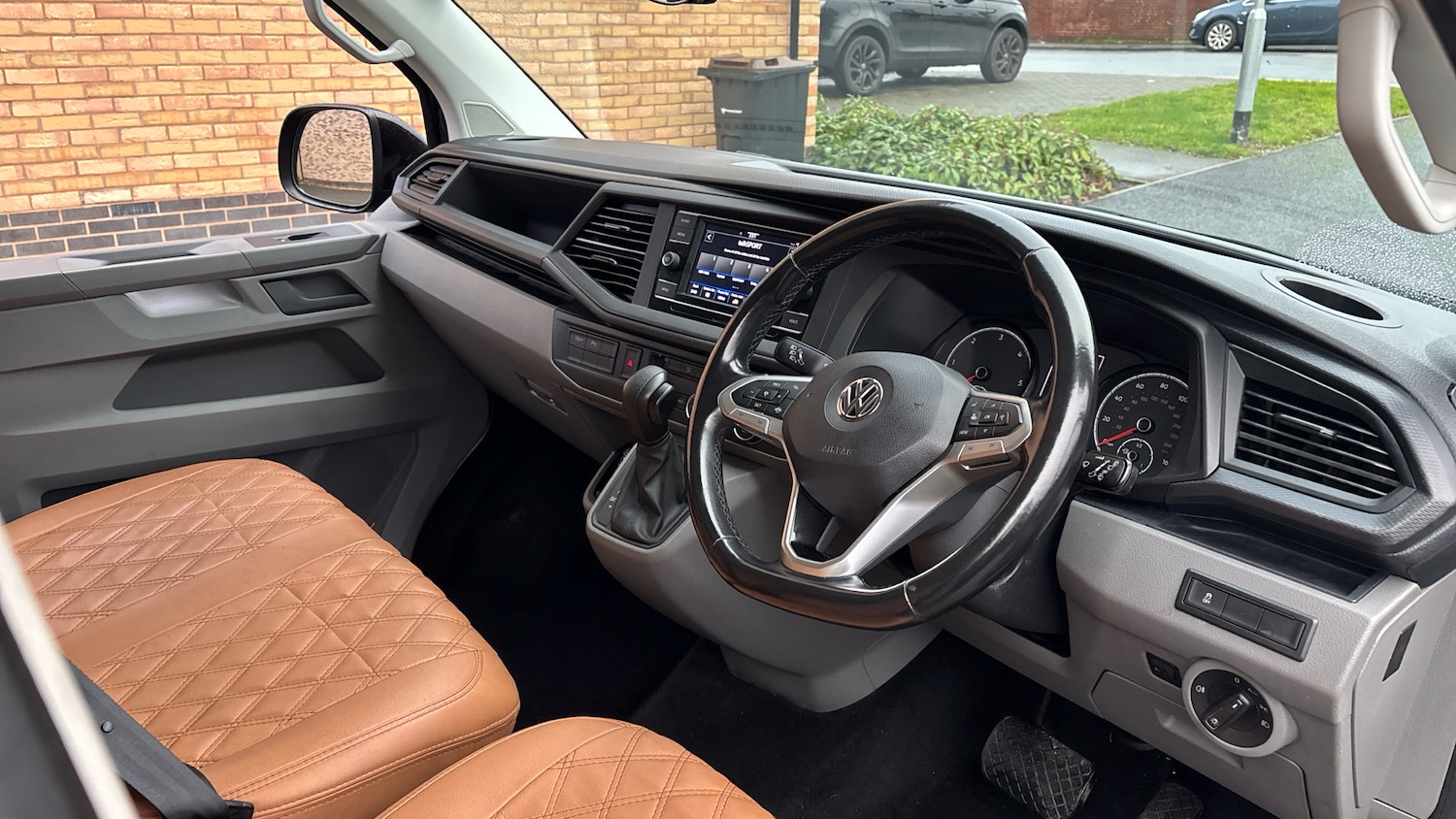 Used Volkswagen Transporter Shuttle 2020 for sale - 76830563: Photo 16