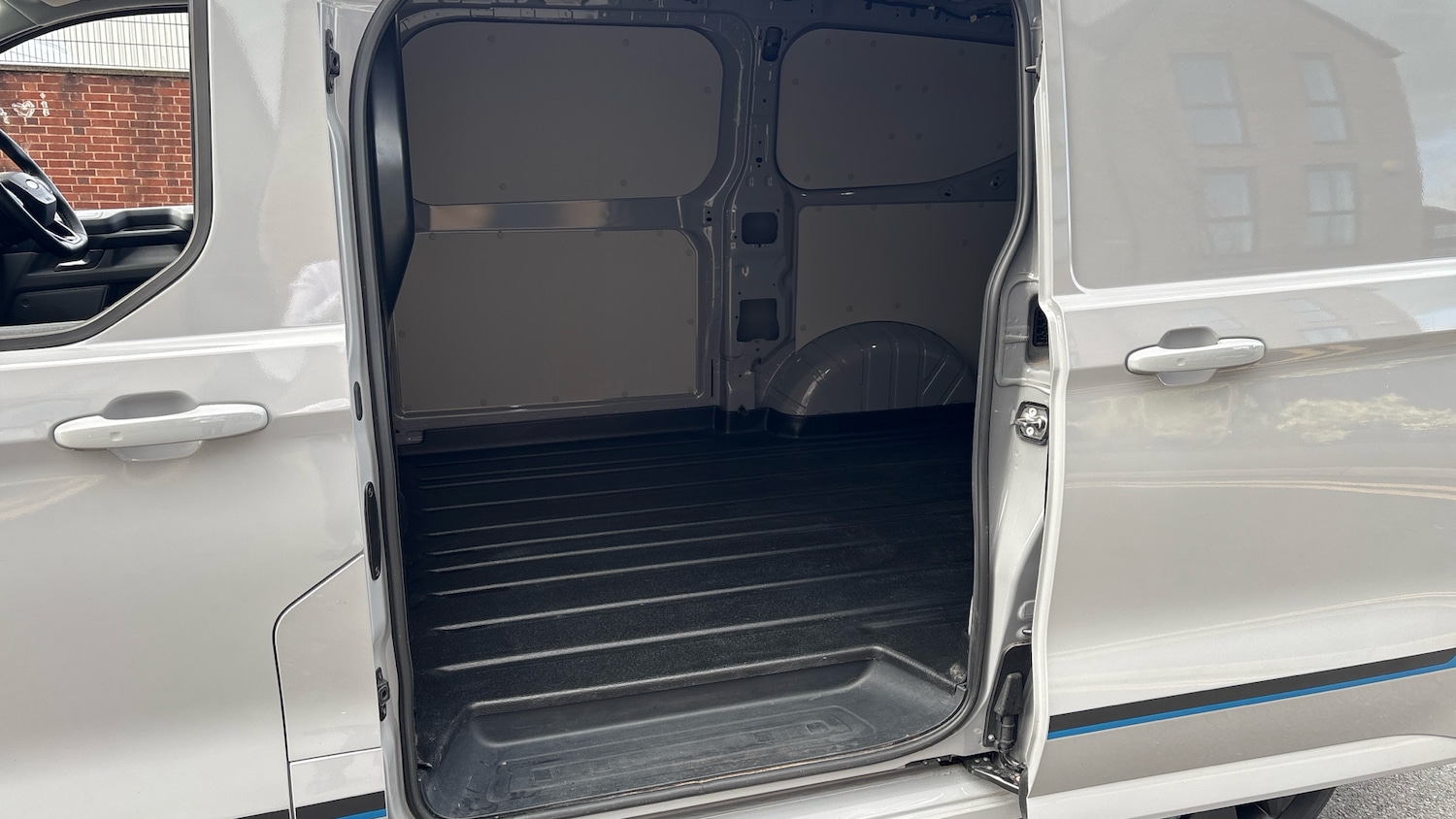 Used Ford Transit Custom 2024 for sale - 77716040: Photo 5