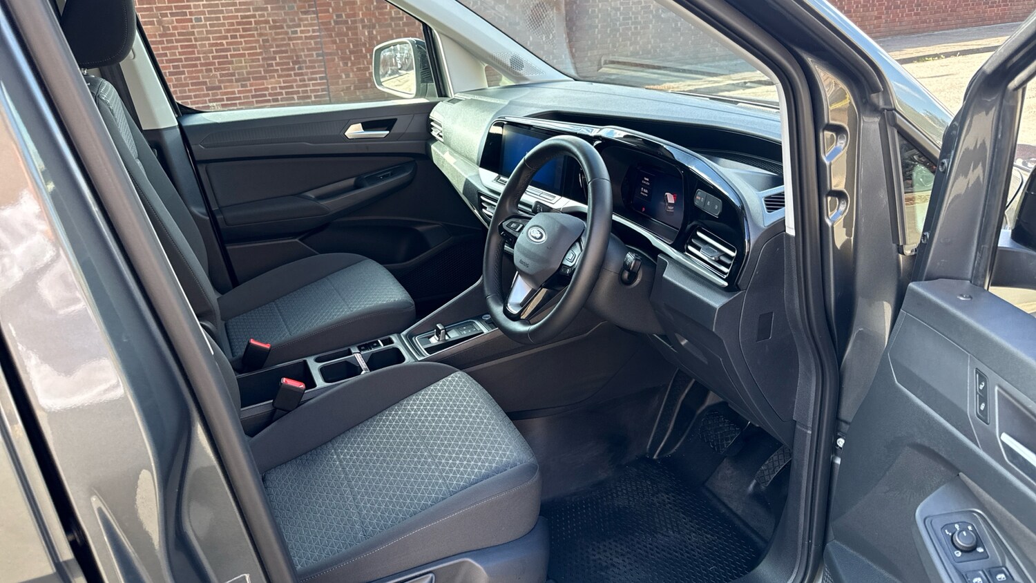 Used Ford Transit Connect 2025 for sale - 78166128: Photo 6