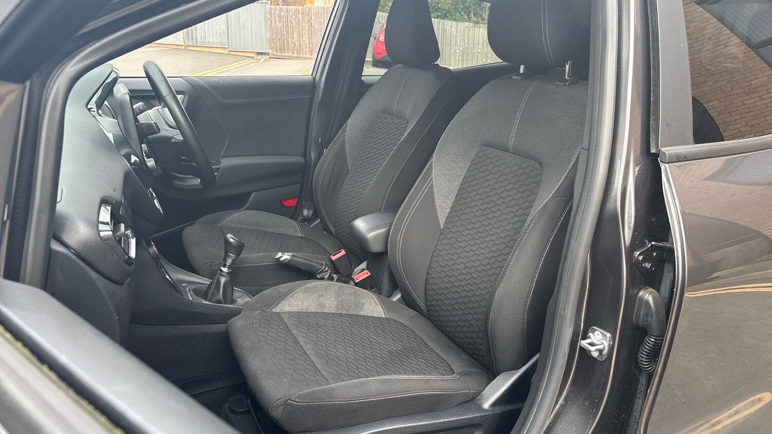Used Ford Puma 2023 for sale - 76252576: Photo 28