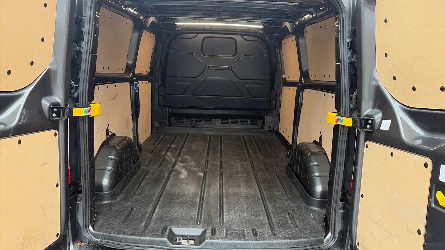 Used Ford Transit Custom 2023 for sale - 76594538: Photo 12