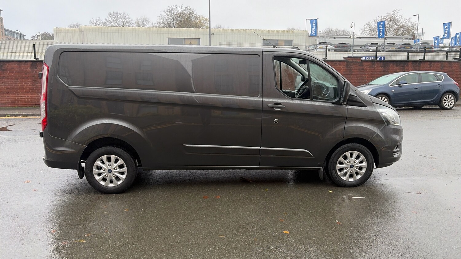 Used Ford Transit Custom 2023 for sale - 76594538: Photo 9