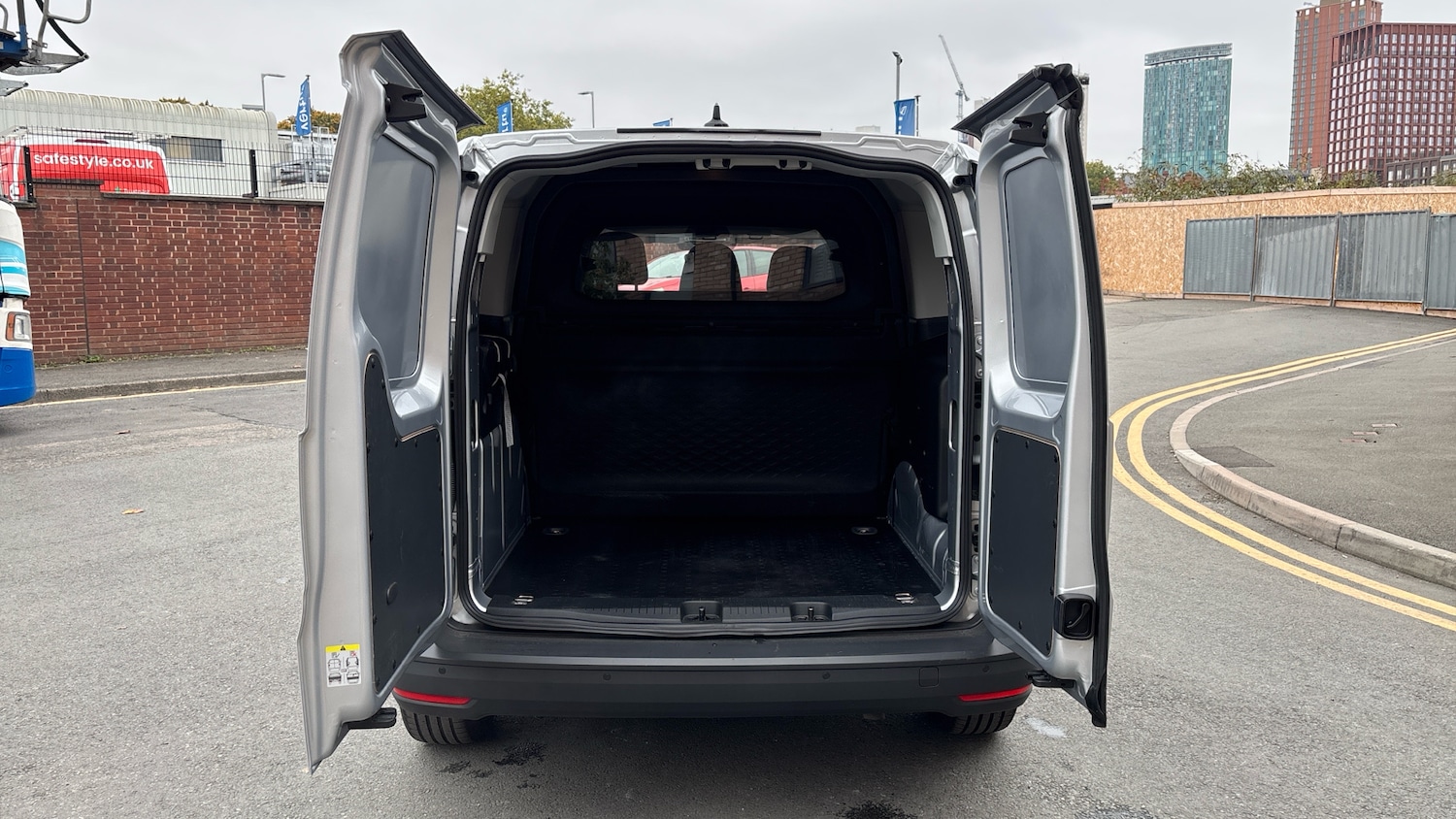 Used Ford Transit Connect 2025 for sale - 76289095: Photo 3